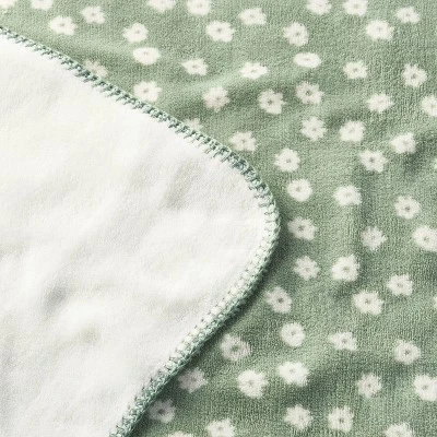 Plush Baby Blanket - Green Floral - Cloud Island™ 2 Plush Baby Blanket - Green Floral - Cloud Island™ - Image 2