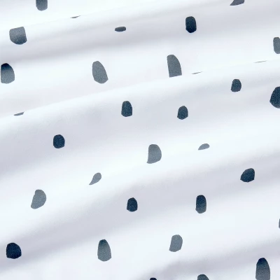 Dash Marks Crib Fitted Sheet - Cloud Island™ White/Gray 3 Dash Marks Crib Fitted Sheet - Cloud Island™ White/Gray - Image 3