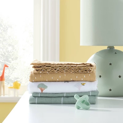 Muslin Swaddle Baby Blanket - Safari Dashes - 3pk - Cloud Island™ 1 Muslin Swaddle Baby Blanket - Safari Dashes - 3pk - Cloud Island™