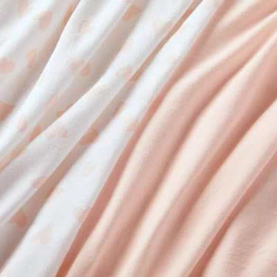 Jersey Fitted Crib Sheet - Pink Hearts And Solid Pink - 2pk - Cloud Island™ 2 Jersey Fitted Crib Sheet - Pink Hearts And Solid Pink - 2pk - Cloud Island™ - Image 2