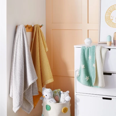 Toddler Bed Plush Blanket - Cloud Island™ Gray Dot Stripe 1 Toddler Bed Plush Blanket - Cloud Island™ Gray Dot Stripe