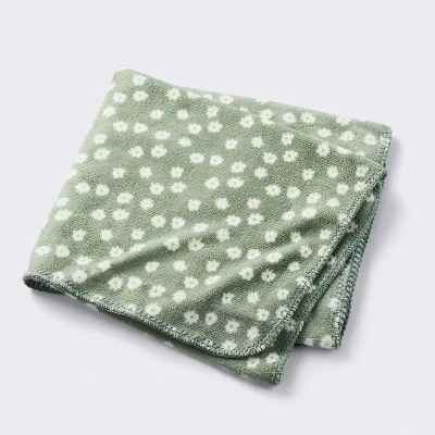 Plush Baby Blanket - Green Floral - Cloud Island™ 4 Plush Baby Blanket - Green Floral - Cloud Island™ - Image 4