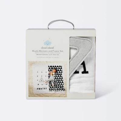 Muslin Blankets With Felt Frame Triangle - Cloud Island™ White/Black 3 Muslin Blankets With Felt Frame Triangle - Cloud Island™ White/Black - Image 3