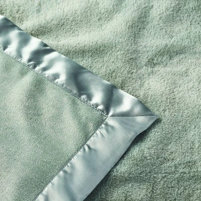 Solid Satin Edge Plush Blanket - Green - Cloud Island™ 2 Solid Satin Edge Plush Blanket - Green - Cloud Island™ - Image 2